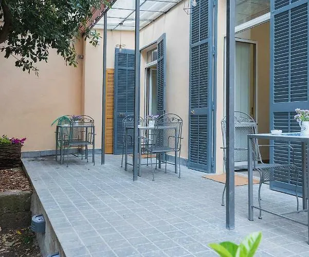 펜션 La Casa Di Flora *